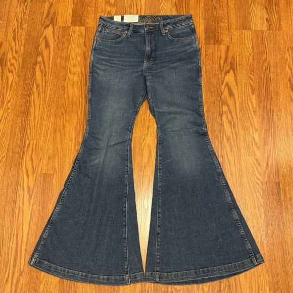 Wrangler retro flare jeans - Picture 1 of 3
